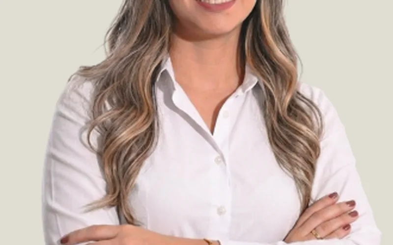 Valéria de Oliveira Teixeira